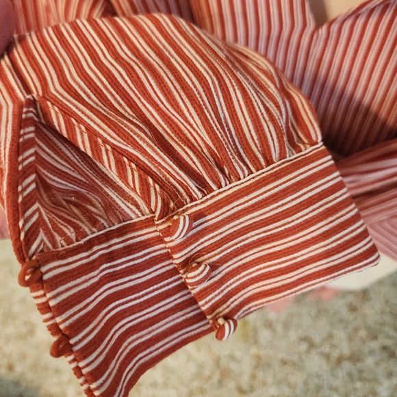 New crop top with bow - Picture 3 of 10